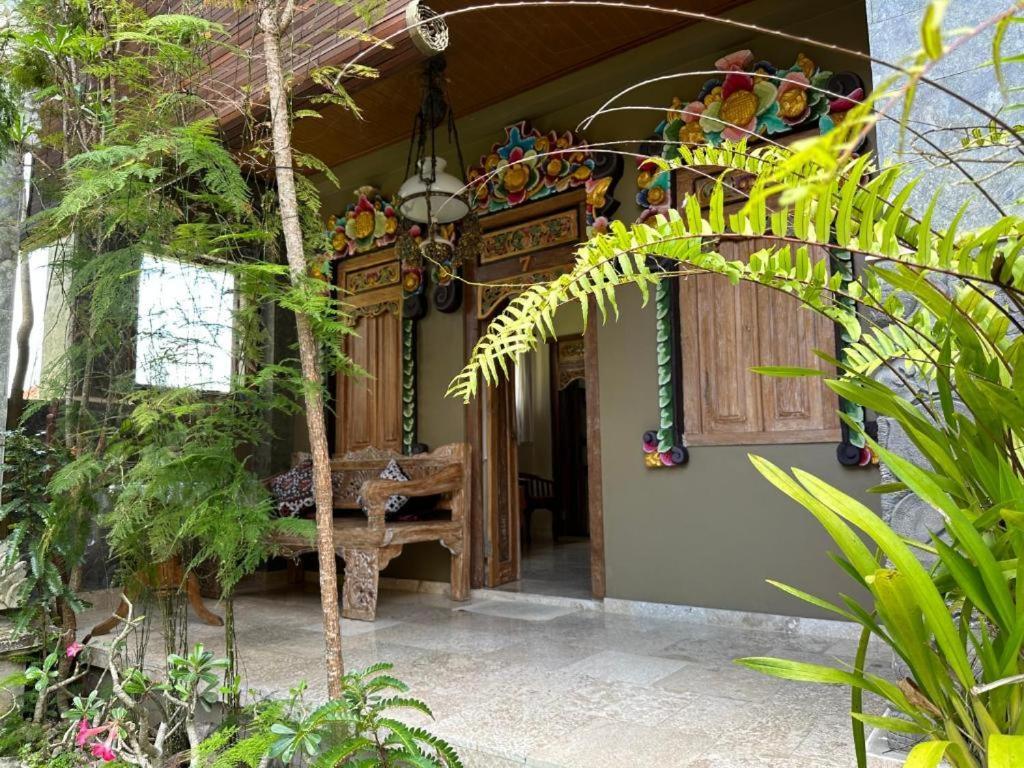 Nirwa 1 Ubud Guesthouse Rum bild