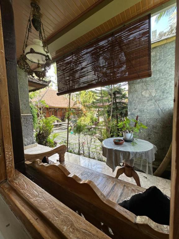 Nirwa 1 Ubud Guesthouse Rum bild
